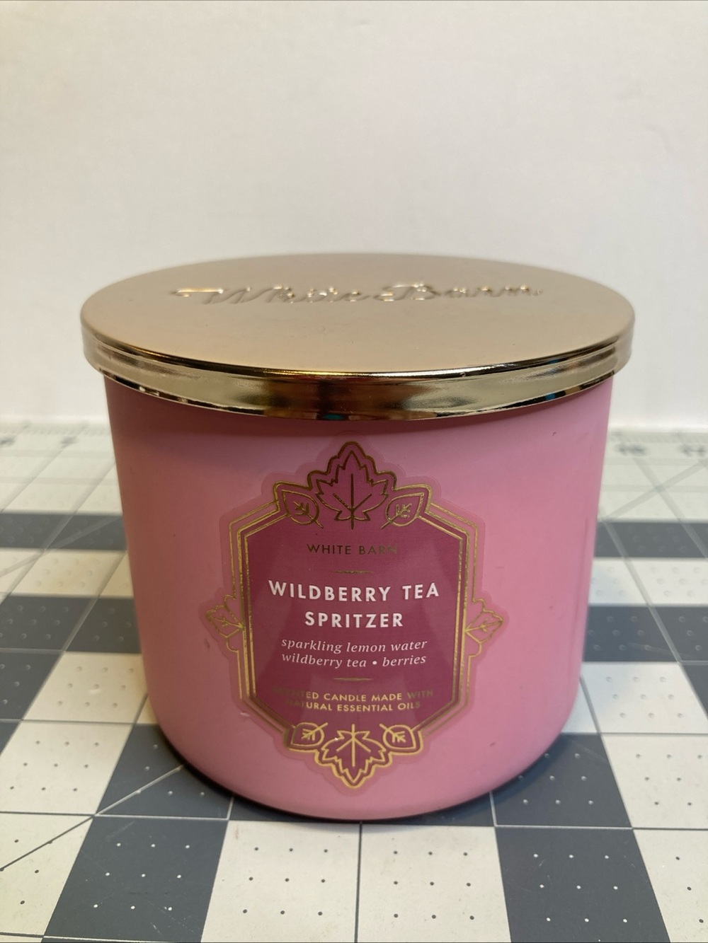 WILDBERRY TEA SPRITZER 3 Wick CANDLE White Barn Bath & Body Works